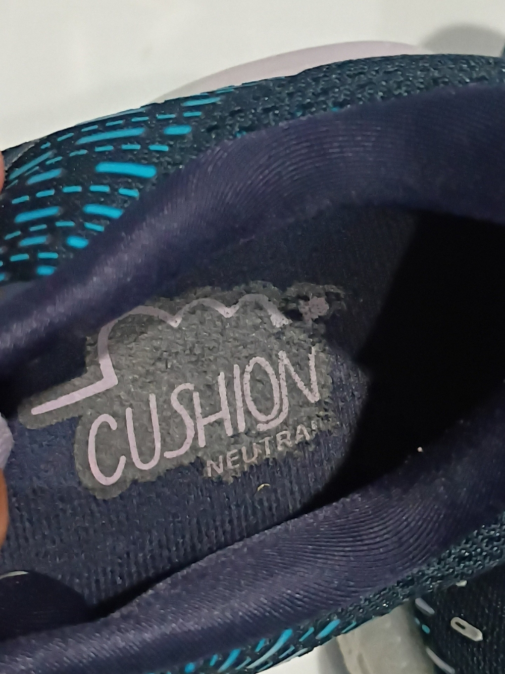 Brooks Women’s Running Shoes — Teal Upper with Light Pink Laces - Picture 3 of 7